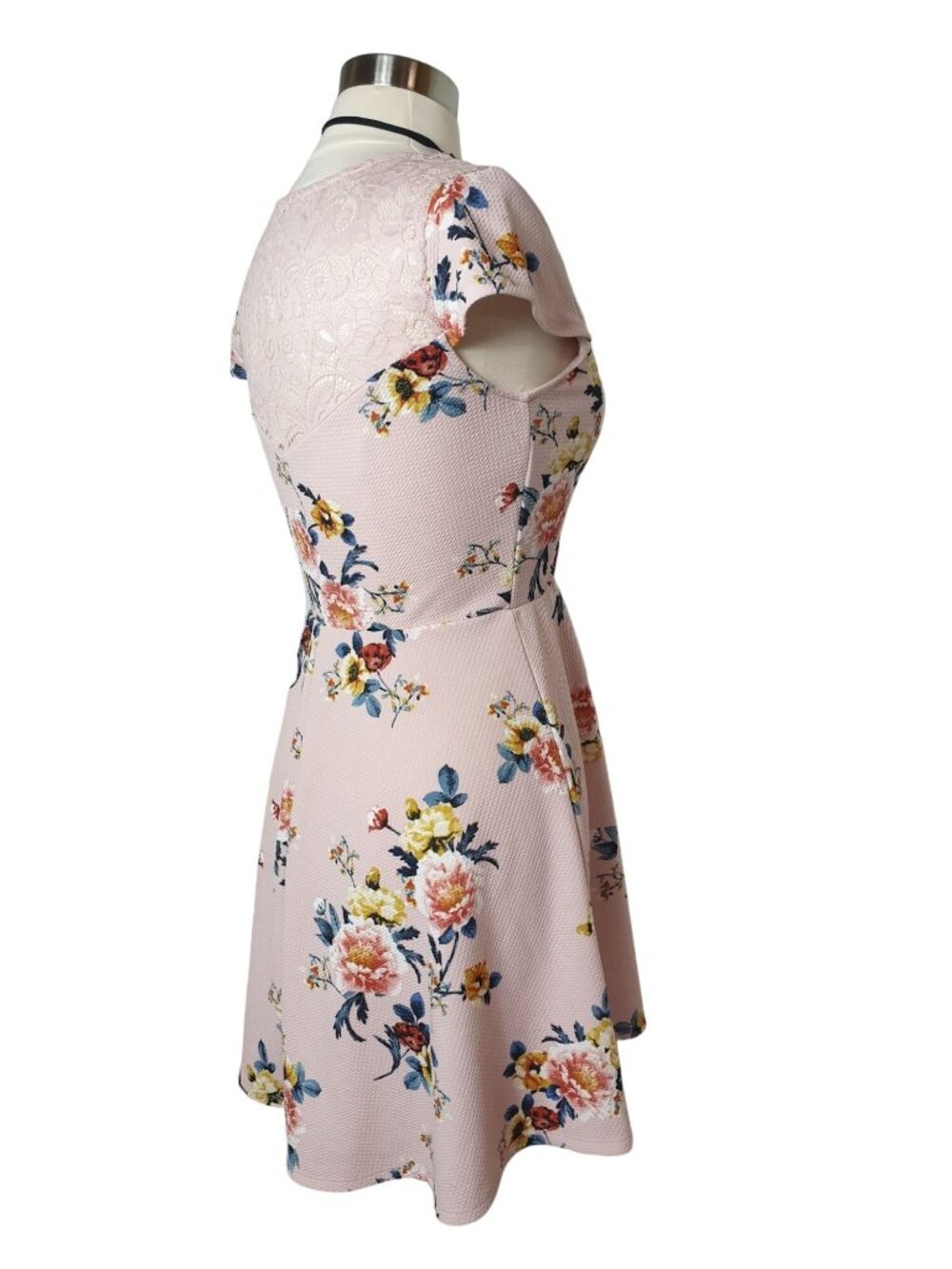 Three Pink Hearts Womens M Dress Pink Yellow Floral Lace Back Cottage Coquette - Picture 4 of 9